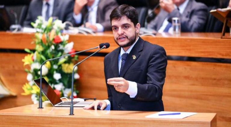 Delmasso apresenta cronograma para nomeação de aprovados no concurso da Câmara Legislativa