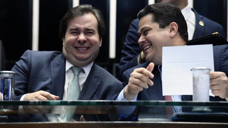 Articulação da ‘resistência golpista’ movimenta os bastidores para dar mais 5 anos a Maia e Alcolumbre