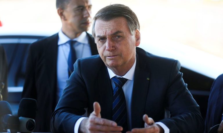 Pesquisa: aprovação de Bolsonaro é de 52%