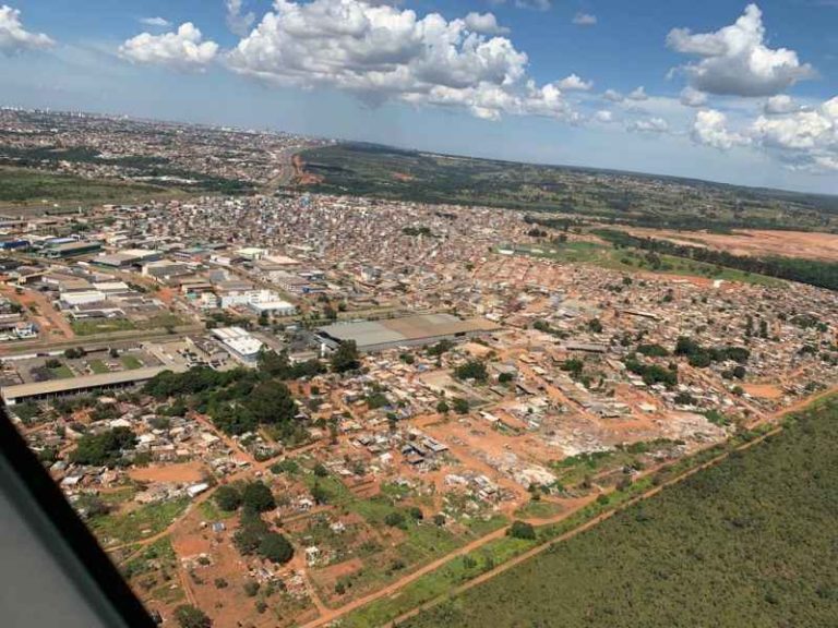 Moradia regularizada para 50 mil pessoas