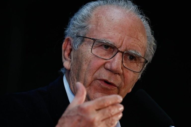 Vítima de câncer no pulmão, ex-secretário Jofran Frejat morre em Brasília