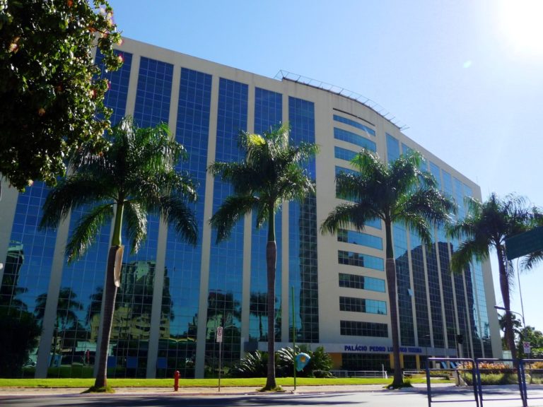 Estado de Goiás economiza R$ 800 milhões com folha de pagamento em um ano