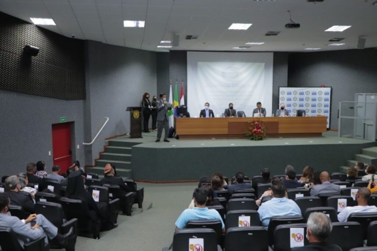 Governo e instituições religiosas se unem no combate à violência no DF