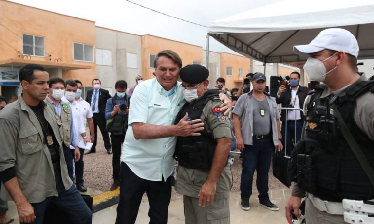 Ten-Coronel da PM de Alagoas é exonerado após criticar Renan e apoiar Bolsonaro
