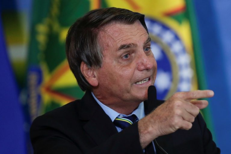 Foi só Bolsonaro falar em melhorar a vida dos policiais brasileiros que a imprensa esquerdista enlouqueceu