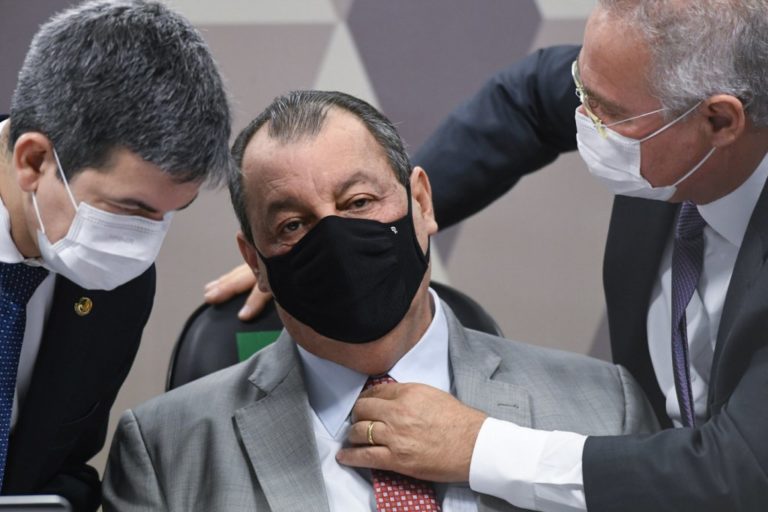 CPI DA VERGONHA só passa vergonha…