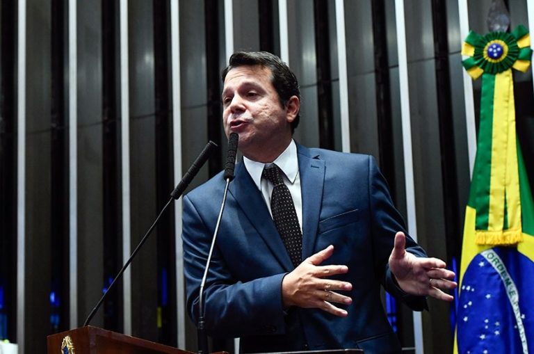Eita 2022!!! Oposição está sem saber o que fazer. Reguffe numa sinuca de bico