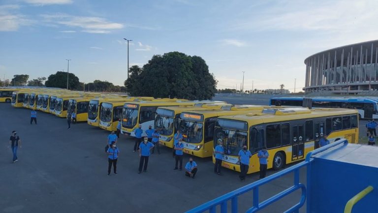 Imunização dos rodoviários contra a covid avança no DF