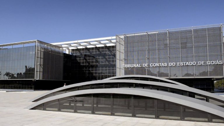 TCE aprova contas do Governo Ronaldo Caiado de 2020, sem ressalvas