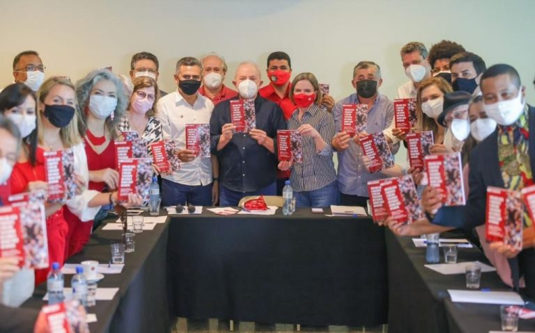 Com medo do povo, Lula chega ao Nordeste, mas não irá para as ruas