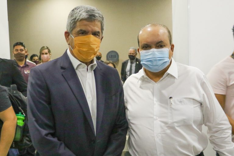 Governador anuncia general Pafiadache como secretário de Saúde