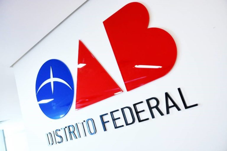 Délio Lins vence eleições para OAB-DF