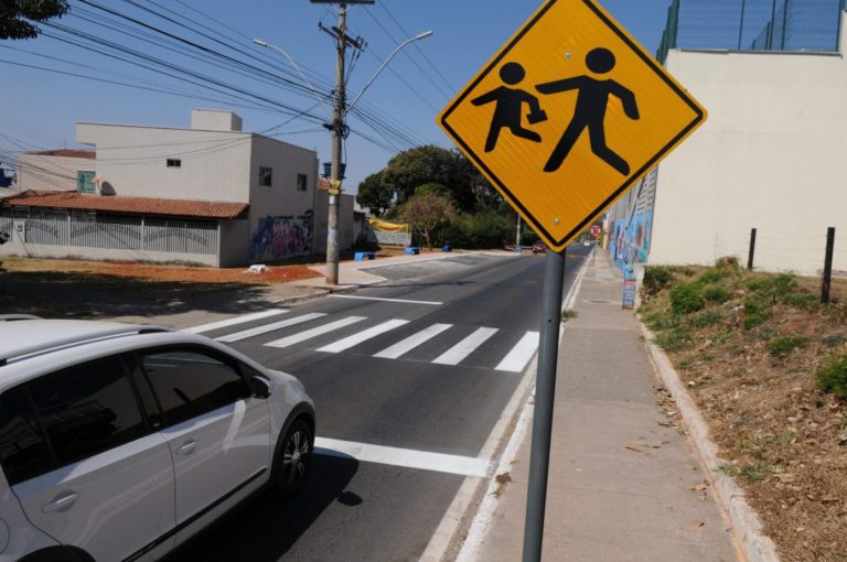 Emendas do deputado Hermeto reformam escolas na Candangolândia e Núcleo Bandeirante