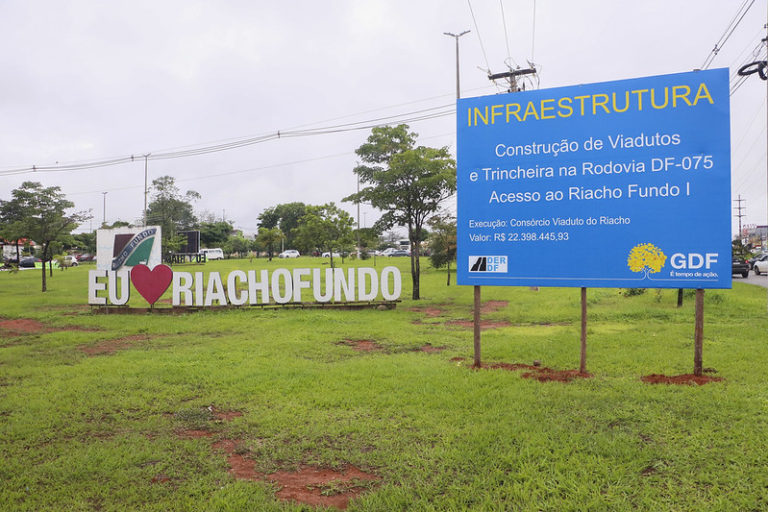 Começa a obra do viaduto do Riacho Fundo