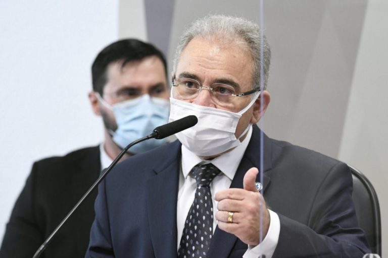 Ministério da Saúde reduz intervalo da dose de reforço da vacina contra a Covid-19 para 4 meses