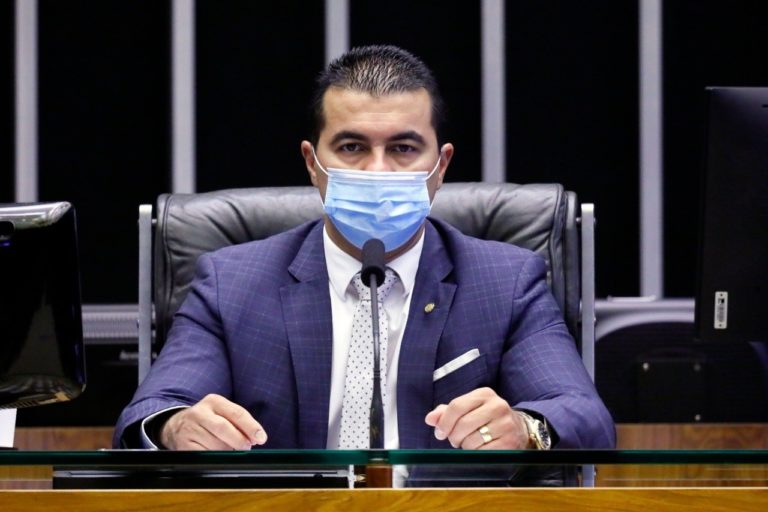 Luis Miranda diz que tem votos suficientes para se reeleger deputado pelo DF ou por SP