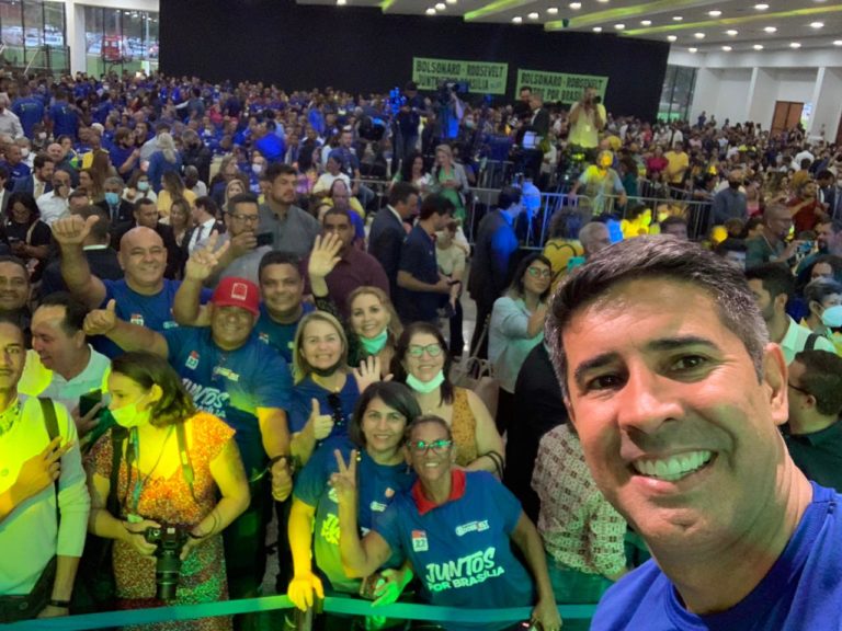 Roosevelt Vilella se livra definitivamente de Rollemberg e filia-se no PL