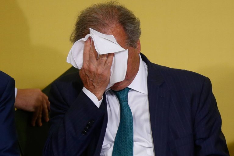 Guedes defende aumento de 5% a servidores; ‘eleitoralmente factível’, diz