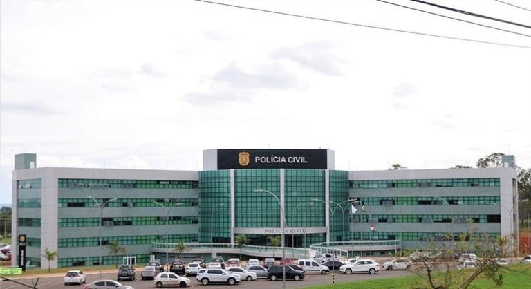 Peritos da Polícia Civil do DF pedem exoneração em massa