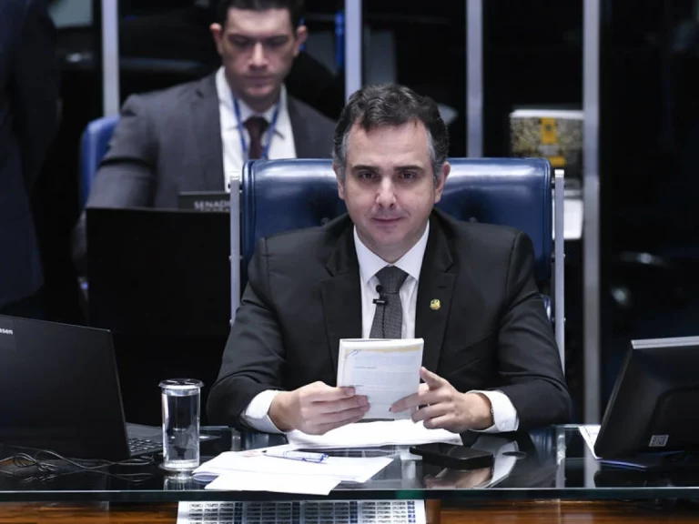 PEC do ‘quinquênio’, que concede bônus a juízes e procuradores, custará R$ 2 bi, diz CLP