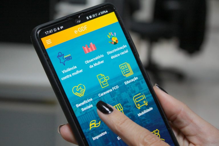 Aplicativos ampliam acesso aos serviços do GDF