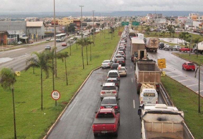 BR-40, um calo no pé dos prefeitos de Luziânia a Valparaíso. Estrada é chamada de Rodovia do Perigo