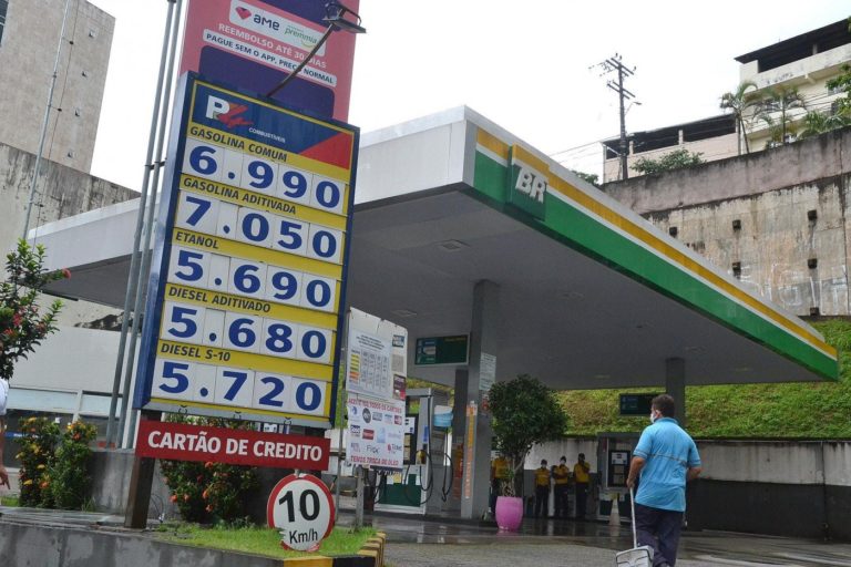 Postos de gasolina terão que expor preços com no máximo duas casas decimais