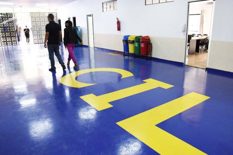 Abertas as Inscrições para os Centros Interescolares de Línguas