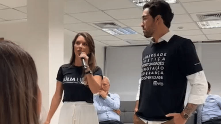 Após dizer que colegas deputados iam trabalhar alcoolizados, Julia Lucy tenta se justificar nas redes sociais