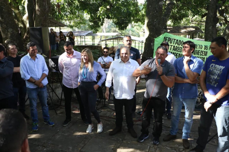 Hermeto participa de almoço com centenas de policiais militares do CAP e CAEP