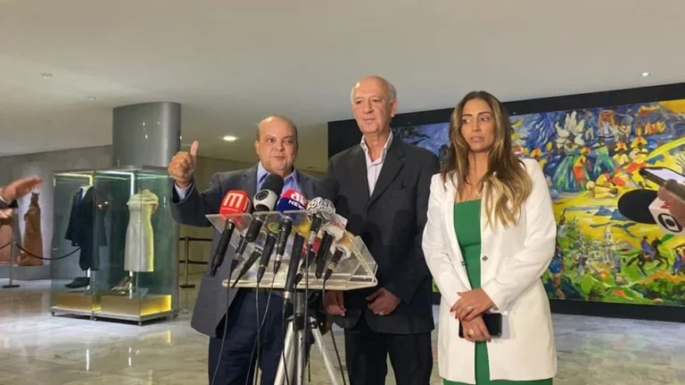 Depois de Arruda confirmar apoio a Ibaneis, oposição perde o rumo