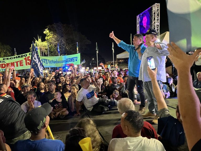 Mais de 2 mil pessoas no lançamento da campanha do distrital Hermeto (MDB)