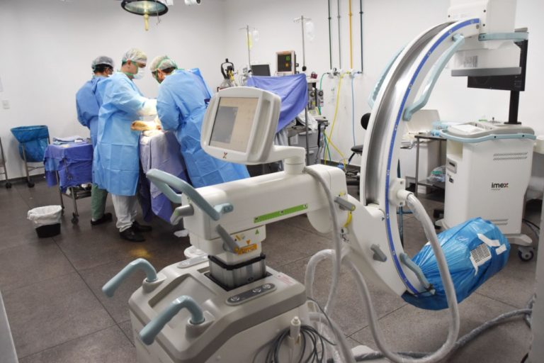 Seis hospitais são equipados para cirurgias ortopédicas mais rápidas e seguras