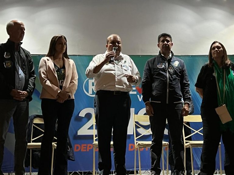 Ibaneis diz que vai fazer a reestruturação de carreira e a revisão salarial dos militares