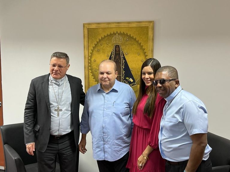 Ibaneis visita o arcebispo de Brasília, cardeal Dom Paulo Cezar