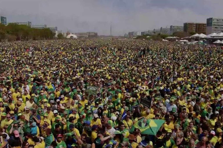 Mais um “Tapa na cara” da Globo e seu consórcio contra a pátria. Mais de 1 milhão de pessoas, só em Brasília