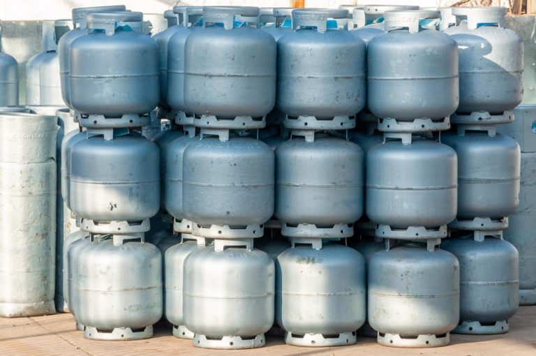 Petrobras reduz preço do gás de cozinha em 4,7% a partir desta terça