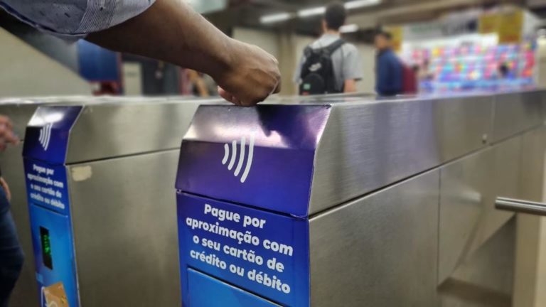 Tarifa do Metrô-DF agora pode ser paga com cartão de crédito e débito