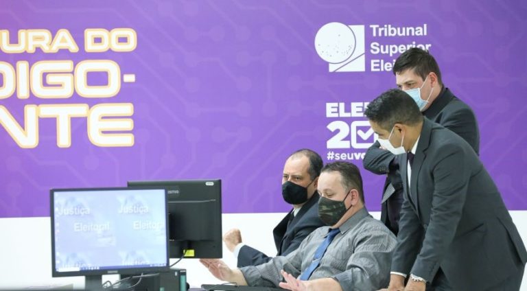 Defesa deve negar auditoria em urnas eletrônicas em resposta ao TSE
