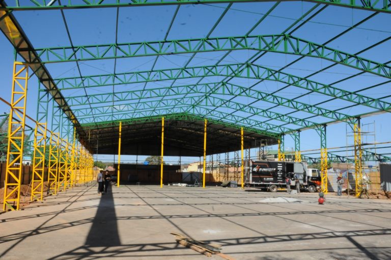 Governo incentiva atividade econômica de mais de 17 mil feirantes