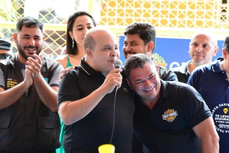 Ibaneis confirma Hermeto como seu líder de governo