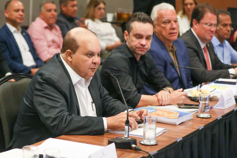 Planejamento do segundo mandato inclui construir quatro hospitais e 16 Cras