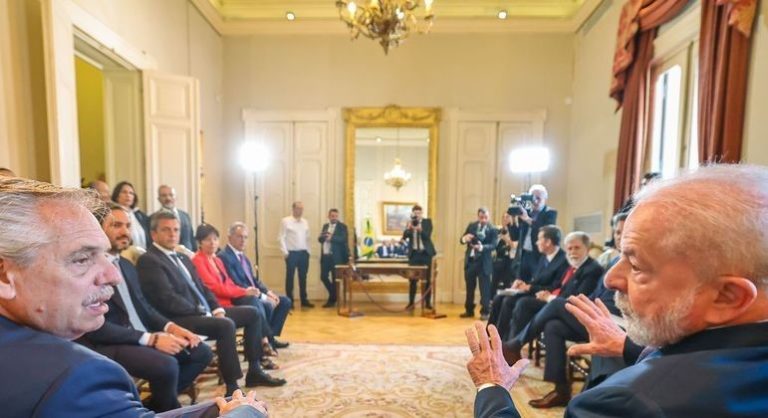 Financiamento do Brasil a gasoduto poluente na Argentina preocupa especialistas: ‘Vergonha binacional’