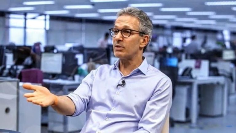 Zema diz que a culpa por atos terroristas em Brasília é do governo Lula