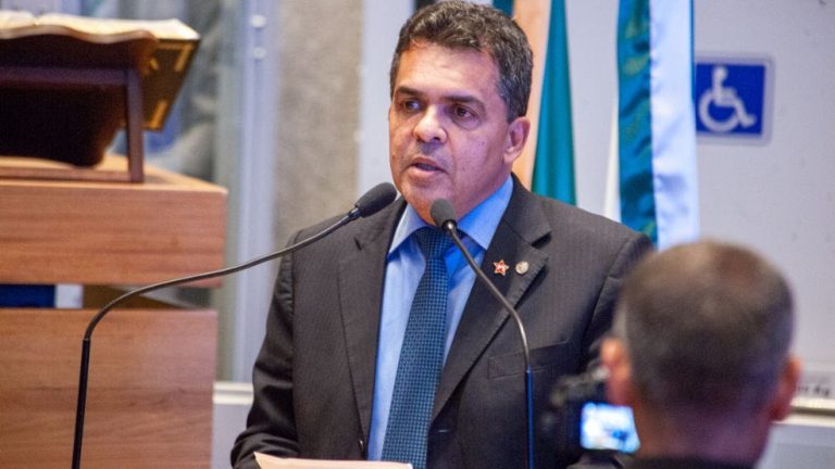 Ricardo Vale elogia criação de força-tarefa de combate ao feminicídio