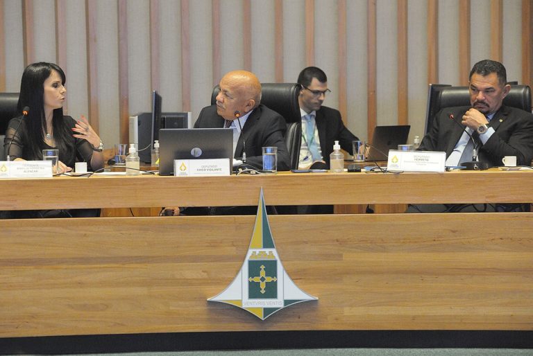 Subsecretária de Inteligência diz que alertou gestores sobre o risco dos atos antidemocráticos