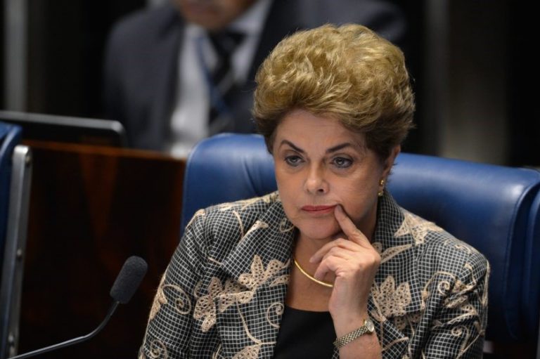 Dilma é nomeada presidente do banco dos Brics com salário de R$ 216 mil reais mensais