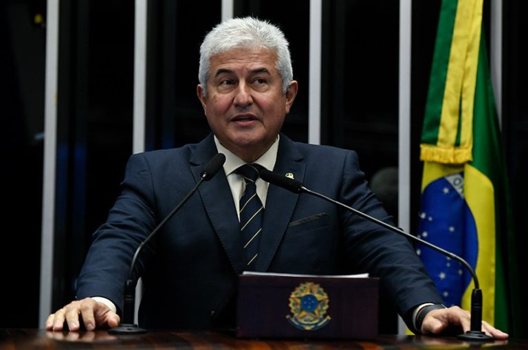 Pontes defende aprovação de leis para combater a violência nas escolas