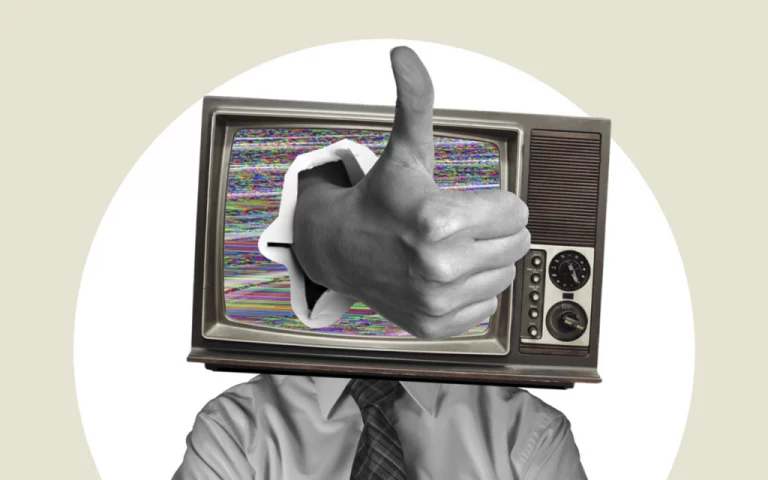 100 dias da velha mídia: da bajulação à decepção