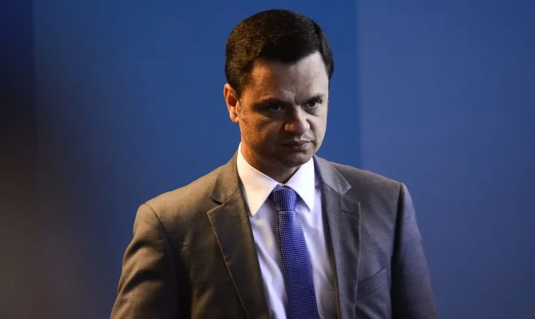 Anderson Torres deixa batalhão da PM no Distrito Federal quase quatro meses após prisão